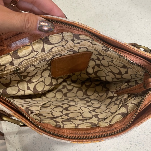 Coach Crossbody - Picture 6 of 7